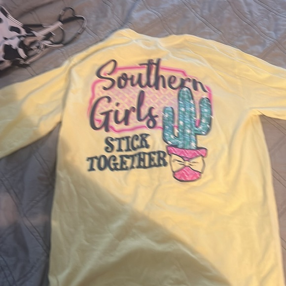 Benny and belle size small shirt - Picture 2 of 2